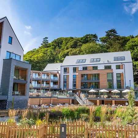 Harbour Beach Club, Hotel & Spa-2